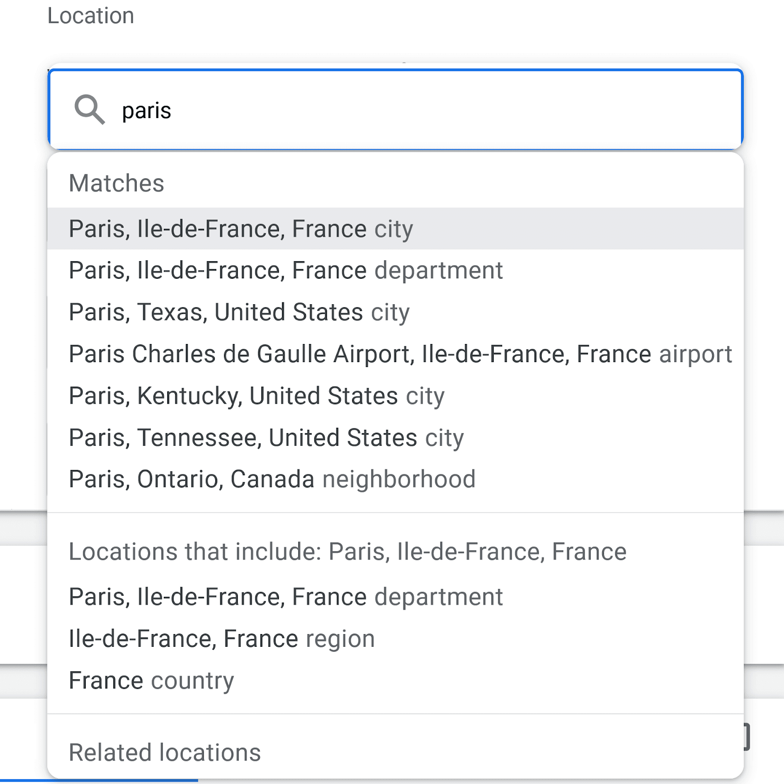 Un campo de búsqueda de ubicación con la entrada de texto "parís" que muestra una lista desplegable con varias ubicaciones relacionadas.