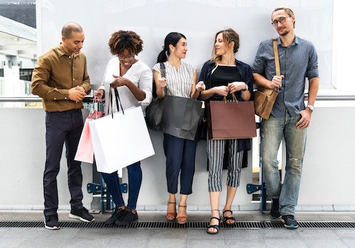 Clienti fidelizzati parlano bene della tua azienda e attirano nuove persone