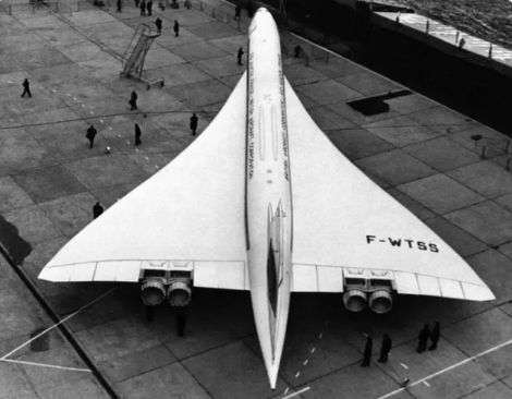 primer avión supersónico