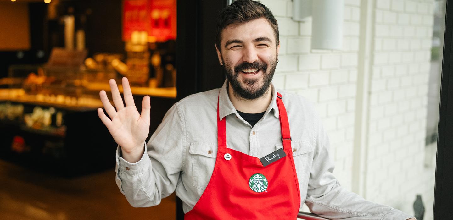 An image of a Starbucks staff member