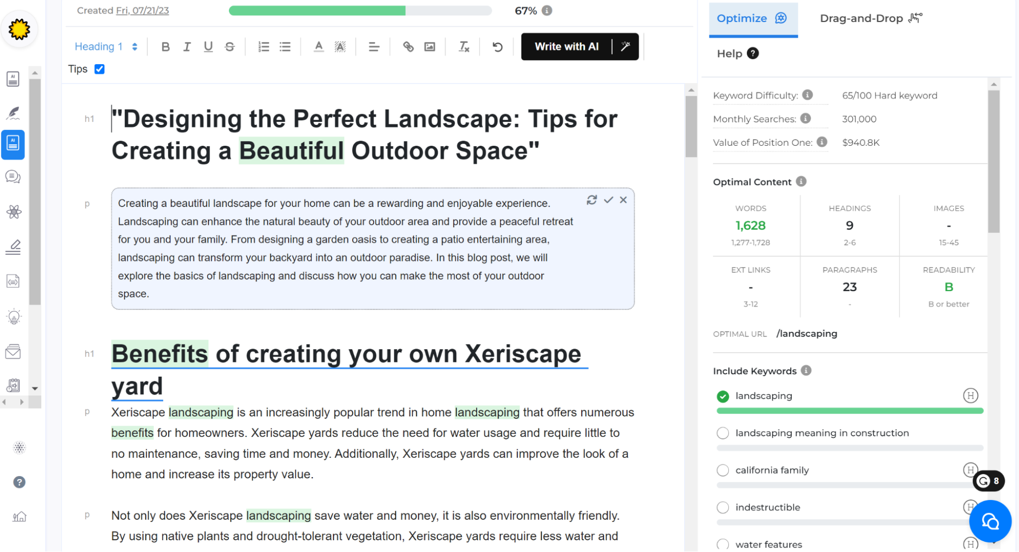 GrowthBar’s article creator interface shows the text on the left and an SEO score on the right. 